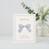 Lichtblauw Plaid Bow Elegant Baby shower Bedankkaart (Staand voorkant)