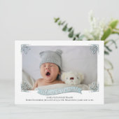 Lichtblauwe Baby Foto Geboorte Aankondiging (Staand voorkant)