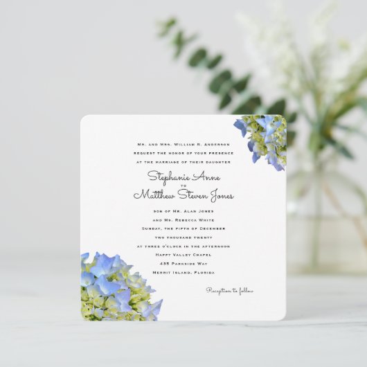 Lichtblauwe Bloemen Vierkante Uitnodiging voor de  (Staand voorkant)