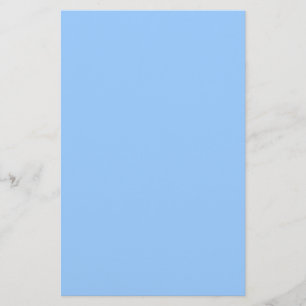 Lichtblauwe effen kleur wit