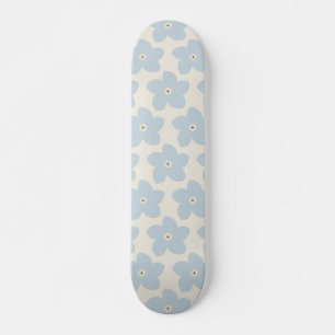 Lichtblauwe en Crème Retro Bloem Persoonlijk Skateboard