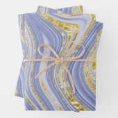 Lichtblauwe en gouden marmerlook inpakpapier vel (In situ)