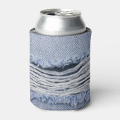 Lichtblauwe gescheurde jeans textuur blikjeskoeler (Blikje Voorkant)