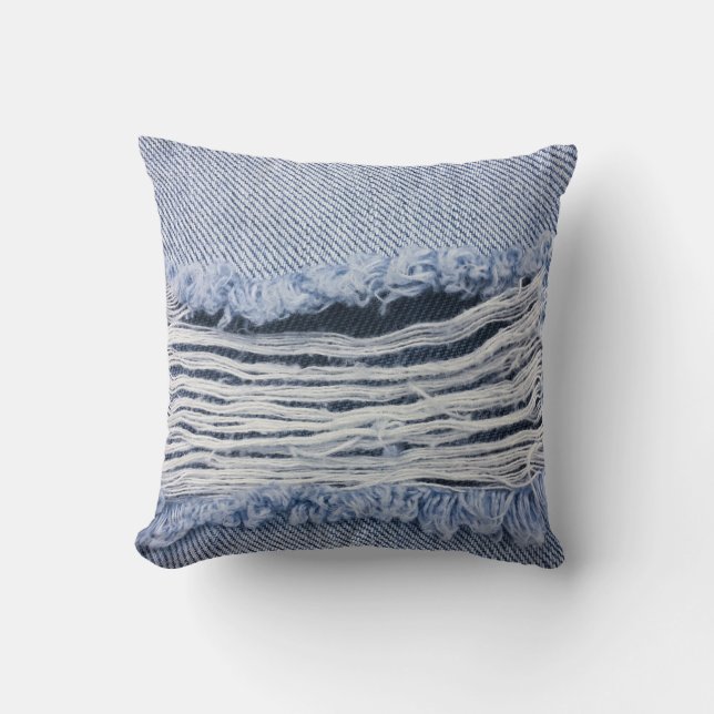 Lichtblauwe gescheurde jeans textuur kussen (Voorkant)