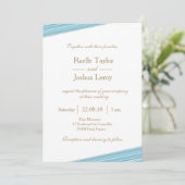 Lichtblauwe gouden subtiele strepen bruiloft kaart (Staand voorkant)