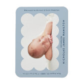 Lichtblauwe moderne geboorteaankondiging met gesch magneet (Verticaal)