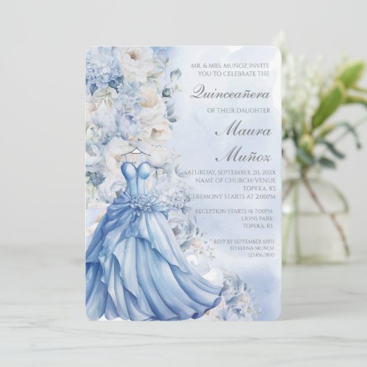 Lichtblauwe quinceañera uitnodiging (Staand voorkant)