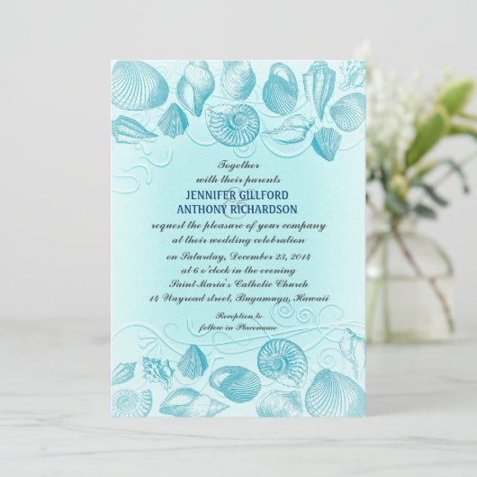 Lichtblauwe schelpen bruiloft uitnodigingen (Staand voorkant)