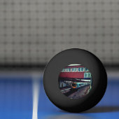 Lichtblauwe trein, onder brug pingpongbal (Net)