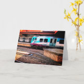 Lichtblauwe trein, onder de brug kaart (Gele Bloem)