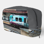 Lichtblauwe trein toilettasje (Rechterhoek)