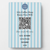 Lichtblauwe Verticale Strepen QR Code Wifi Voetstu Fotoplaat (voorkant)