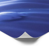 Lichtblauwe winterachtergrond met bevroren scène poster (Hoek)