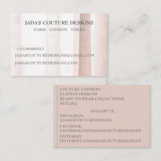 Lichtbruine stof designer mode couture visitekaartje (Voorkant / Achterkant)