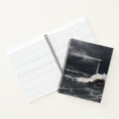 Lichtbundel in de Stormy Ocean Notitieboek (Binnen)