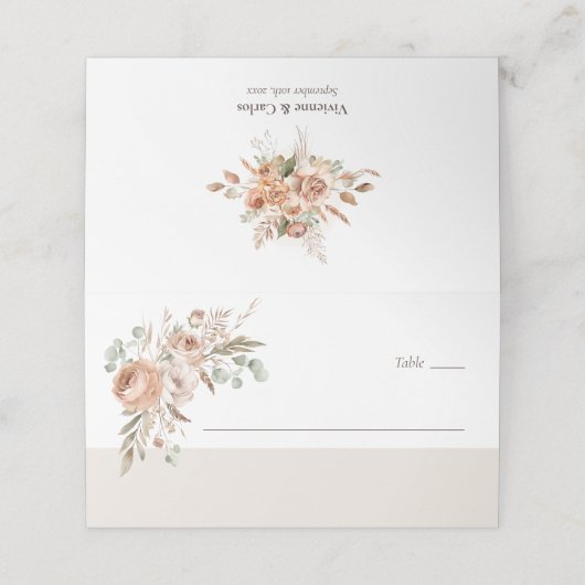 Lichte aarde toon bloemrijke rustieke boho bruilof plaatskaartje (Buitenkant ongevouwen)