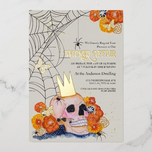 Lichte Academia Bloemen Halloween Skull Crown Spid Folie Uitnodiging (Voorkant)