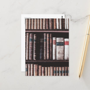 Lichte Academia Esthetische boekenplank Briefkaart