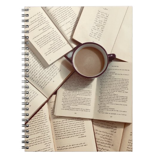 Lichte Academia Esthetische koffie en boeken Notitieboek (Voorkant)