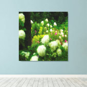 Lichte brandkranen in mijn Rubio Garden Canvas Afdruk (Insitu (Houten vloer))