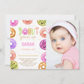 Lichte kleuren Donut Birthday Uitnodigingen foto (Voorkant)