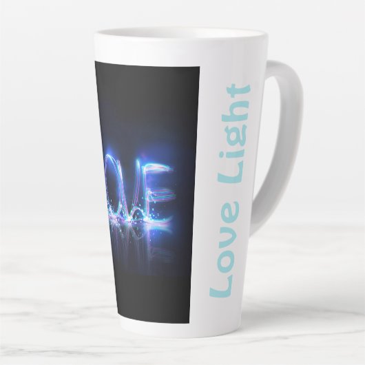 Lichte liefde latte mok (Rechterhoek)