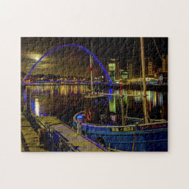 Lichte moonhemd over de rivier de Newcastle Tyne Legpuzzel