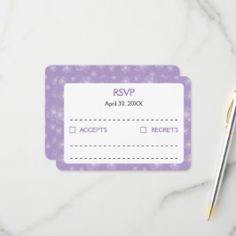 Lichte paarse kleur en witte pioenrozen. RSVP kaartje
