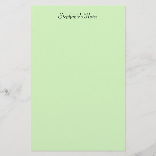 Lichte Pastelgroene Monogram Naam Aangepaste Kleur Briefpapier (Voorkant)