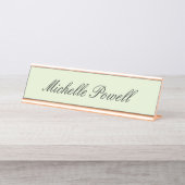 Lichte Pastelkleur Moderne Script Trend Bureau Naambordje (Voorkant)