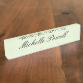 Lichte Pastelkleur Moderne Script Trend Naambordje (Zijkant)