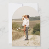 Lichte Sage Groene Boho Beaded Arch Lijst bruiloft Kaart (Achterkant)