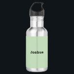 Lichte Saliegroene Minimalistische Eenvoudige Gepe Waterfles<br><div class="desc">Deze saliegroene roestvrijstalen waterfles heeft een stijlvol minimalistisch ontwerp. Klik eenvoudig op 'Personaliseer' om de naam naar keuze toe te voegen. Ideaal voor werk, reizen of school.</div>