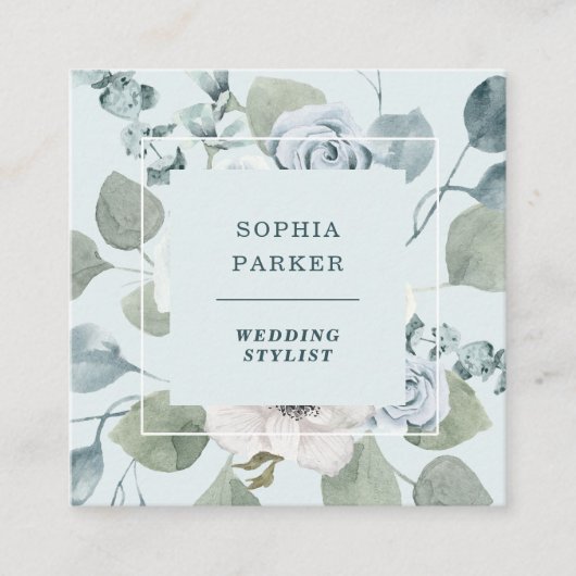Lichte stoffige blauwe bloemen en eucalyptus vierkante visitekaartje (Voorkant)