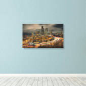 Lichte stromen van auto's 's nachts canvas afdruk (Insitu (Houten vloer))