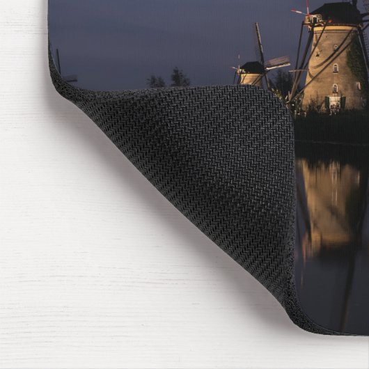 Lichte windmolen bij Blue Hour mousepad Muismat (Hoek)