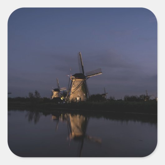 Lichte windmolen bij de blauwe-uursticker vierkante sticker (Voorkant)