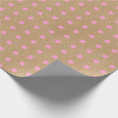 Lichte zomerroze Stippen op Faux Rustic Brown Kraf Cadeaupapier (Hoek)