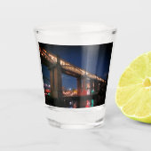 Lichten onder de brug shot glas (Voorkant)