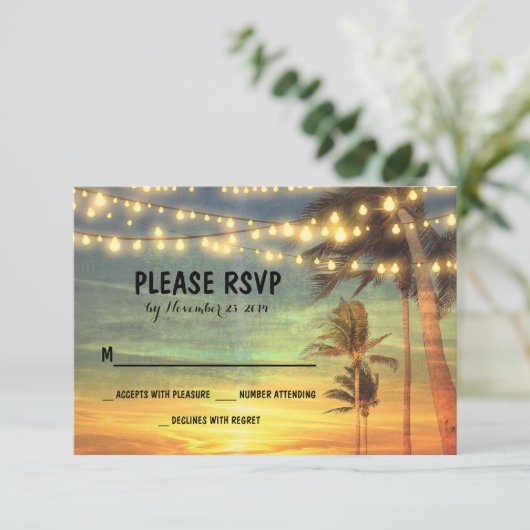 lichten palmen strand zonsondergang bruiloft RSVP  (Staand voorkant)