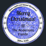 Lichtgevende Blauwe Sparkle Glitter Kerstmisetiket Ronde Sticker<br><div class="desc">FAVORIETE MARKEPLIES - Moderne en professionele marketingbenodigdheden. Maak een blijvende indruk met deze trendy en hoogwaardige Merry Christmas-sjabloon met een lichtgevende faux glitter-afbeelding. Pas deze stickers eenvoudig aan jouw naam en tekst aan! ♡ Ik wens je veel plezier met dit artikel. ♡ www.zazzle.com/store/favorite_markeplies ♡ www.zazzle.com/store/your_favorite ♡</div>