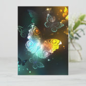 Lichtgevende vlinder en nachtvlinders feestdagenkaart (Staand voorkant)