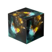 Lichtgevende vlinder en nachtvlinders kubus (Achter hoekig)