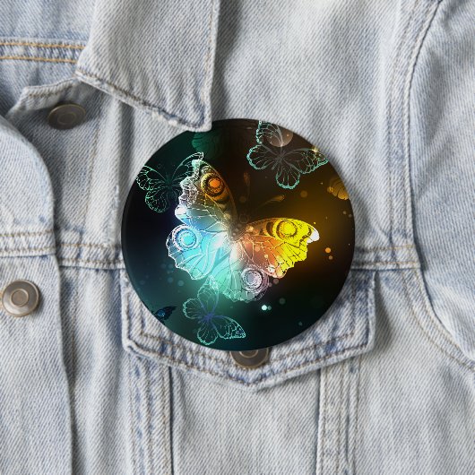 Lichtgevende vlinder en nachtvlinders ronde button 4,0 cm (In situ)