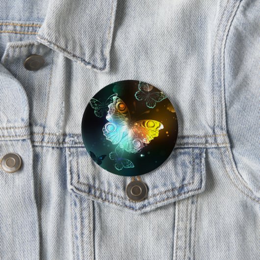 Lichtgevende vlinder en nachtvlinders ronde button 7,6 cm (In situ)