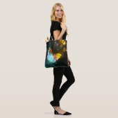 Lichtgevende vlinder en nachtvlinders tote bag (Op model)