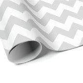 Lichtgrijs en wit Chevron Cadeaupapier (Rol Hoek)