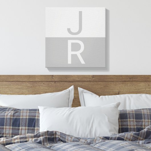 Lichtgrijs & Grijs Modern Initialen Monogram Canvas Afdruk (Insitu (Slaapkamer))