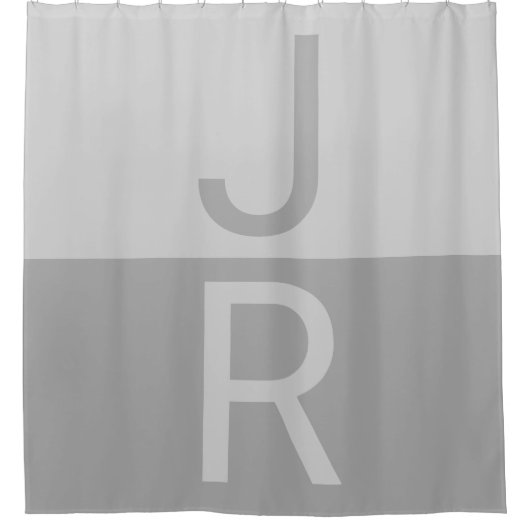 Lichtgrijs & Grijs Modern Initialen Monogram Douchegordijn (Voorkant)