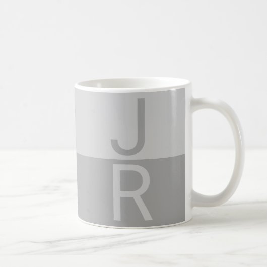 Lichtgrijs & Grijs Modern Initialen Monogram Koffiemok (Rechts)